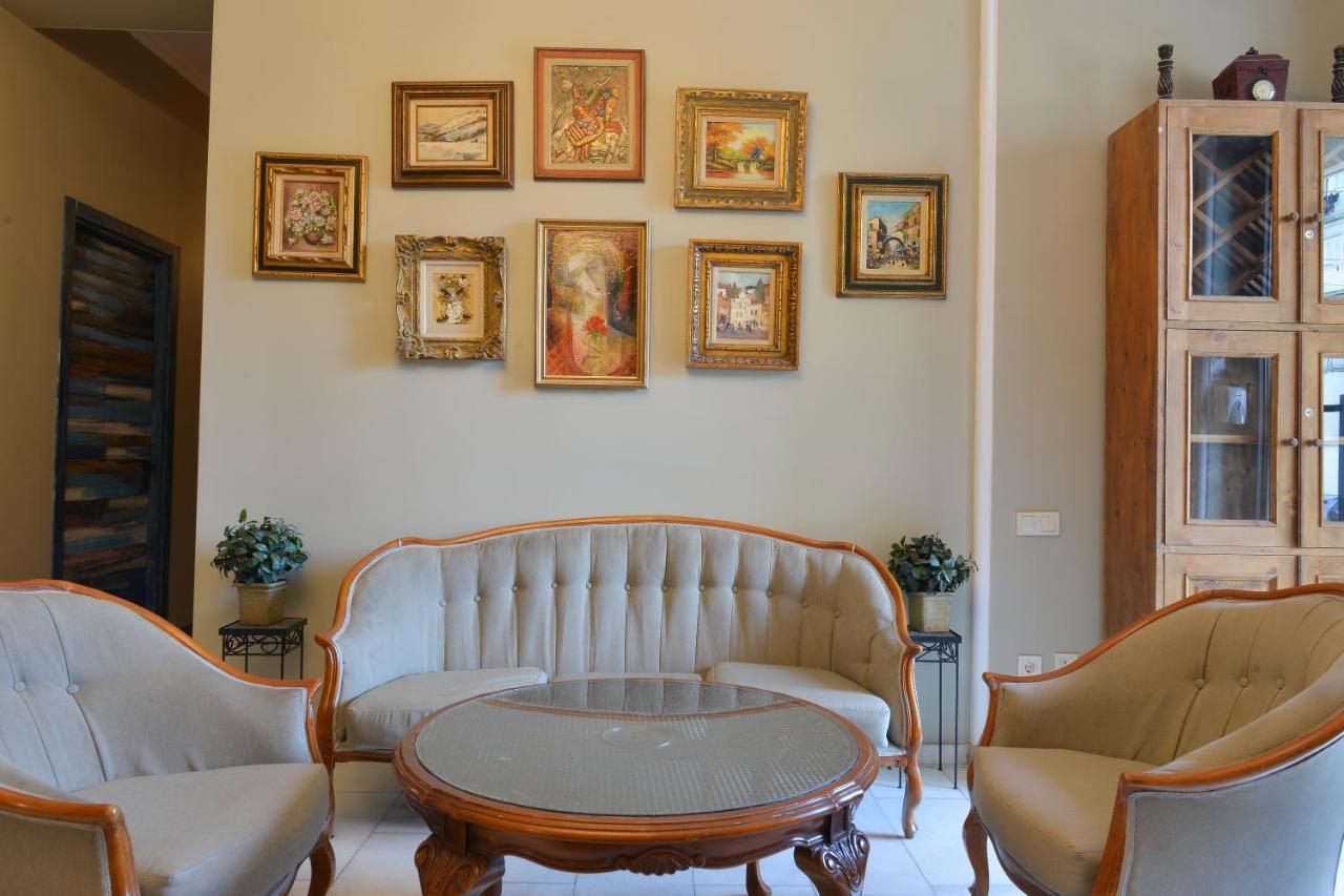 Ponto Gallery Boutique Hotel Tbilisi ภายนอก รูปภาพ
