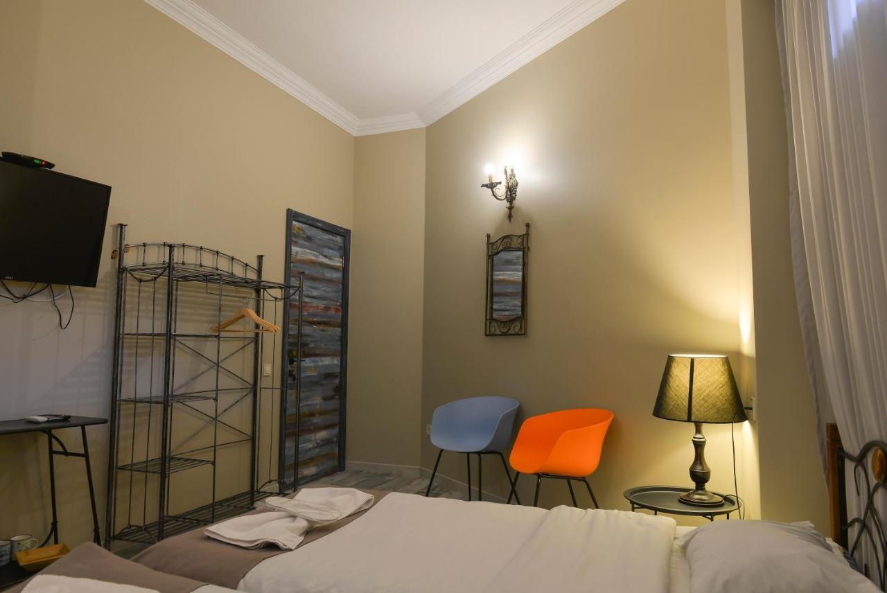 Ponto Gallery Boutique Hotel Tbilisi ภายนอก รูปภาพ