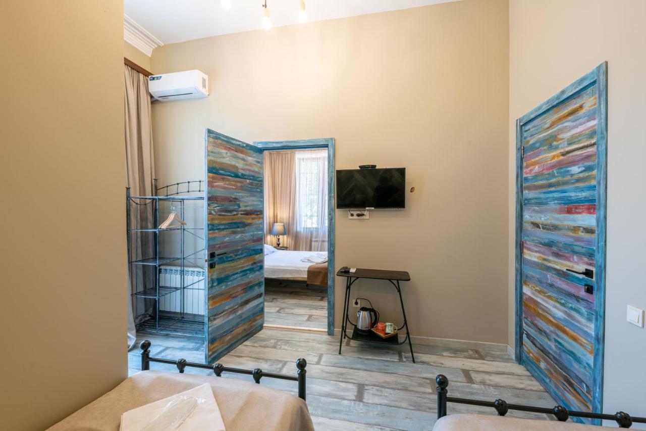 Ponto Gallery Boutique Hotel Tbilisi ภายนอก รูปภาพ