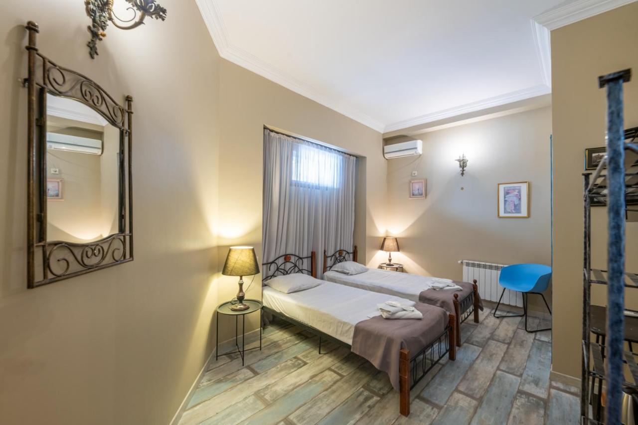 Ponto Gallery Boutique Hotel Tbilisi ภายนอก รูปภาพ