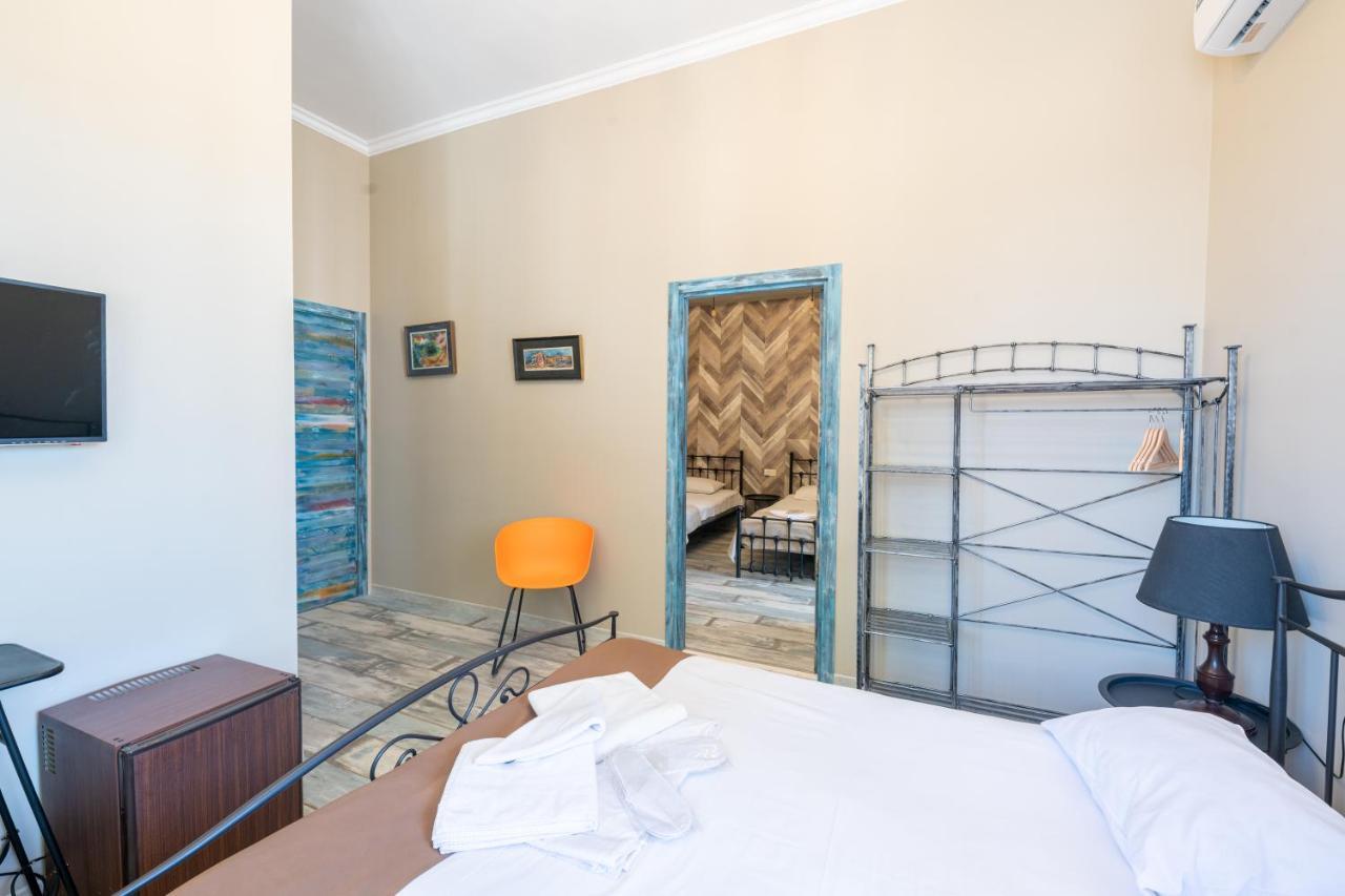 Ponto Gallery Boutique Hotel Tbilisi ภายนอก รูปภาพ