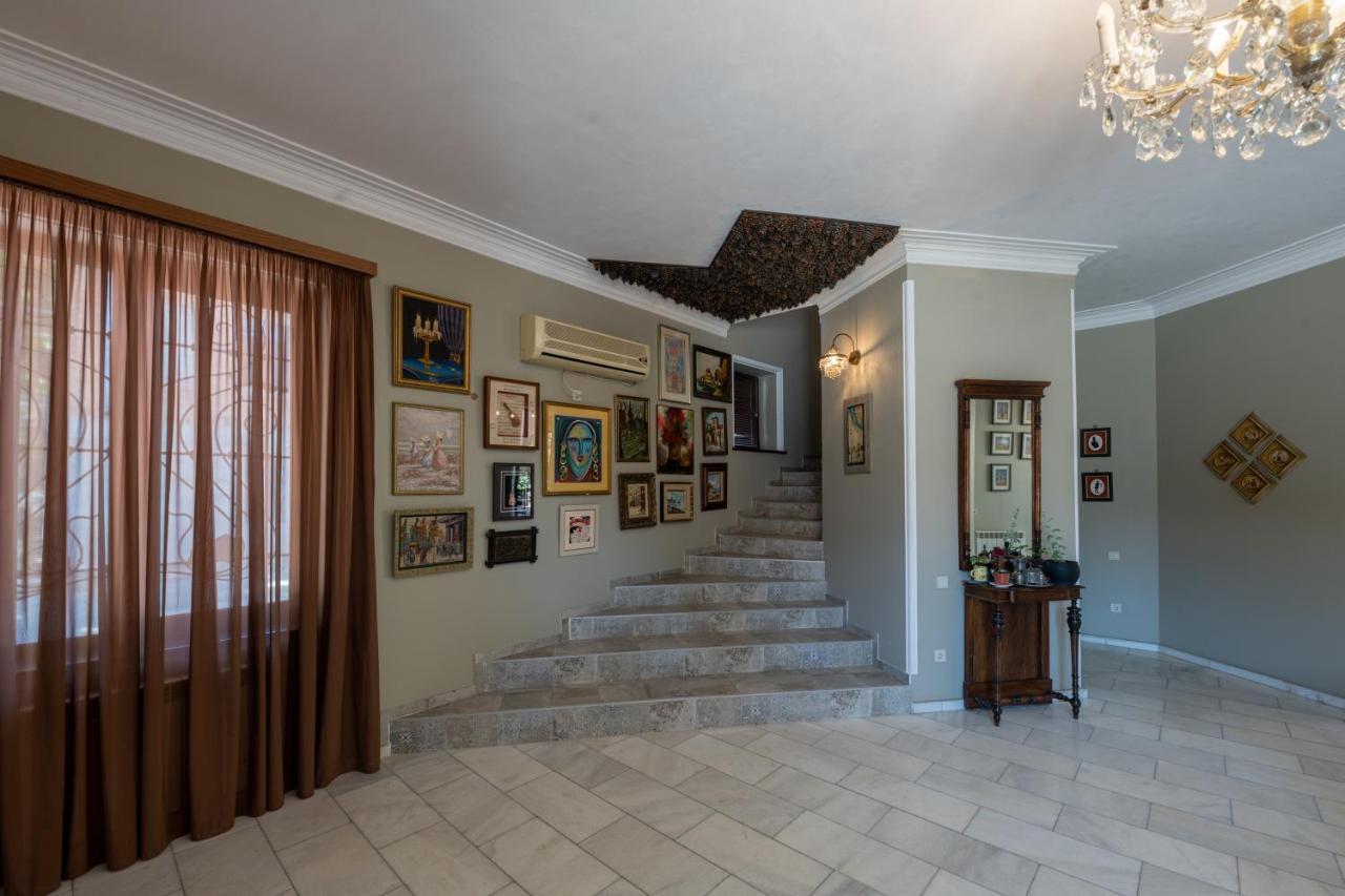 Ponto Gallery Boutique Hotel Tbilisi ภายนอก รูปภาพ