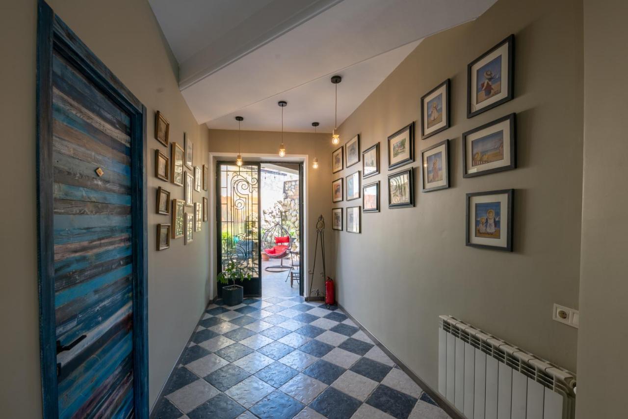 Ponto Gallery Boutique Hotel Tbilisi ภายนอก รูปภาพ