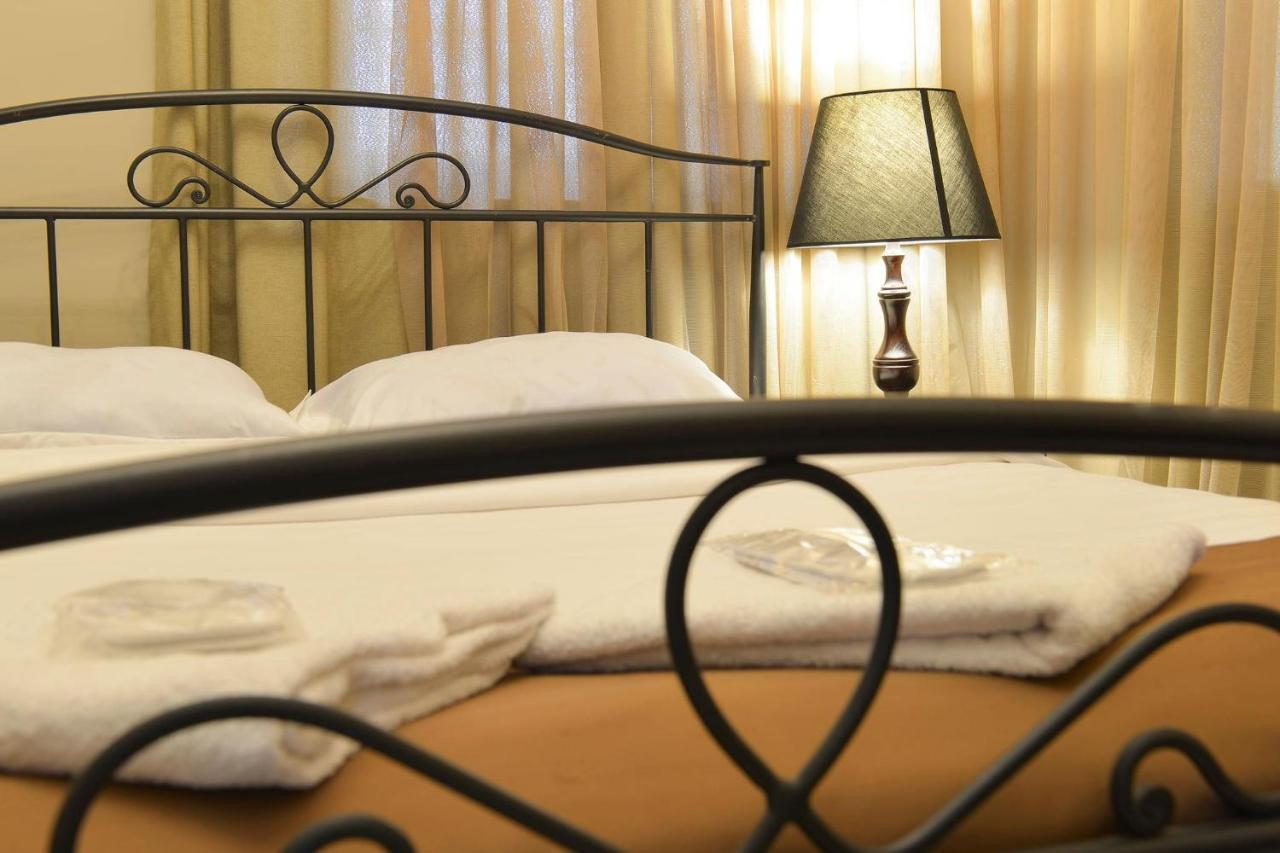 Ponto Gallery Boutique Hotel Tbilisi ภายนอก รูปภาพ